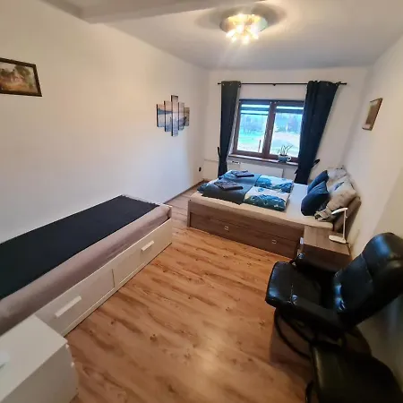 Apartmán Malebný Rodinný Dům V Přírodě, Sauna, Bbq *