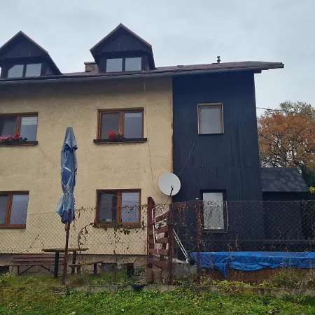 Malebný Rodinný Dům V Přírodě, Sauna, Bbq * Trinec