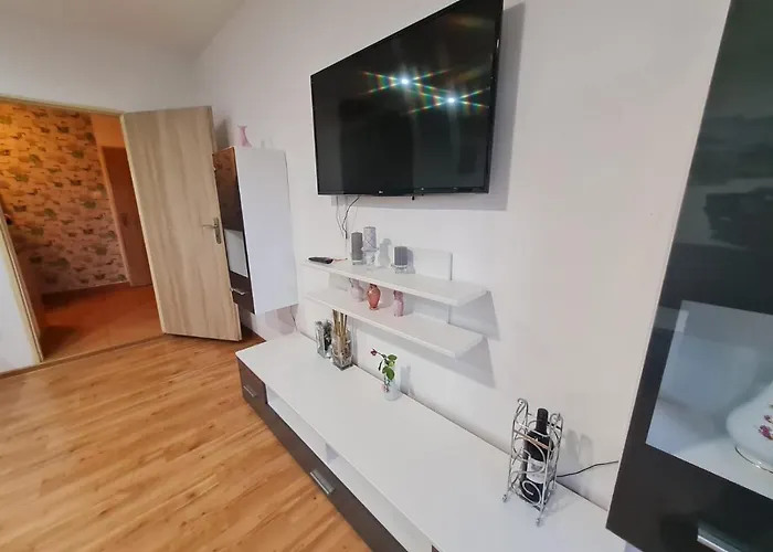 Malebny Rodinny Dum V Prirode, Sauna, Bbq Appartement Trinec